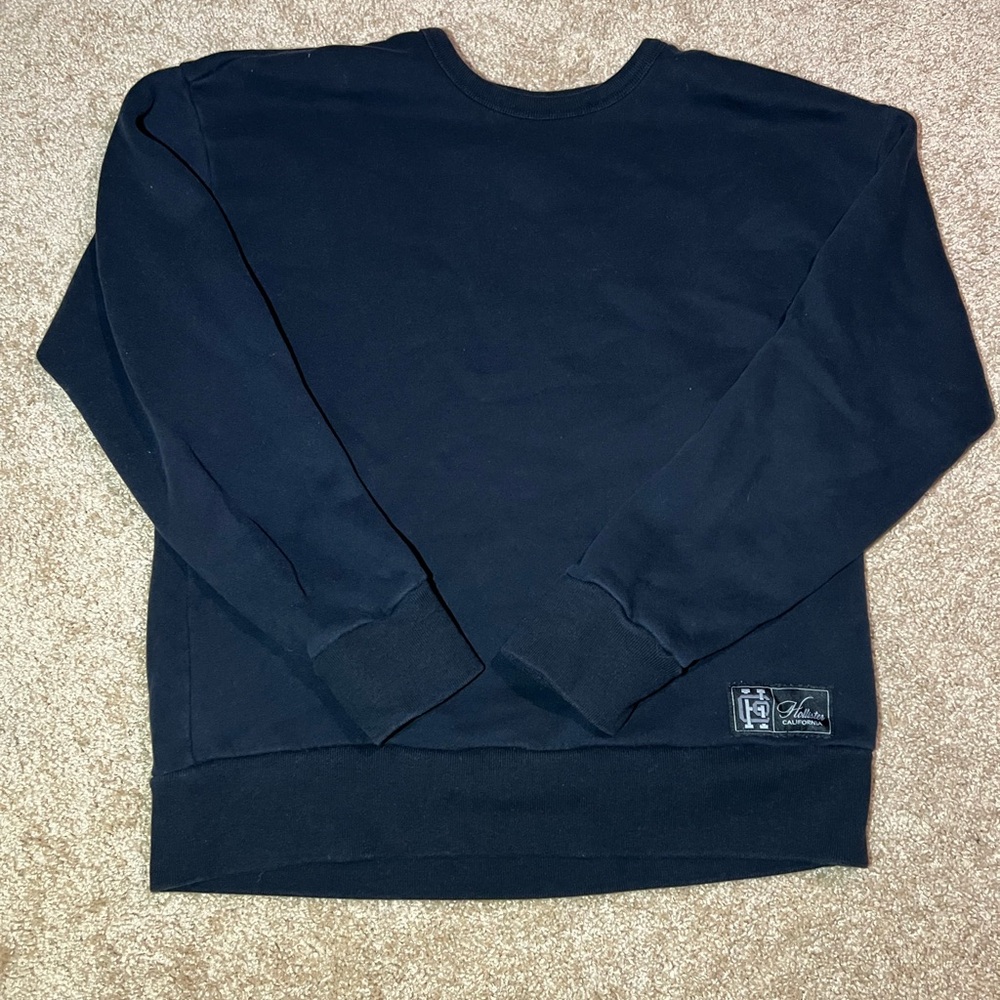 Vintage Hollister Men's Black Crewneck Sweater